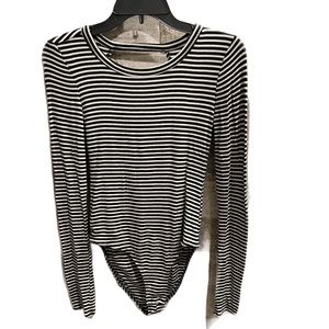 ❤️ GAP WHITE & BLACK RIBBED LONG SLEEVE BODYSUIT TOP SIZE XS